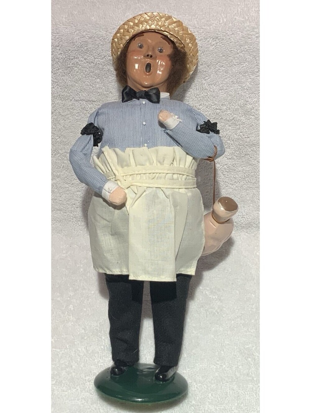 Vintage 1995 Byers Choice Ltd. ‘The Carolers’ 13” Butcher W/Ham Signed Figurine